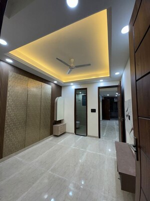 Bedroom in 3 BHK Builder Floor at Puri Kohinoor Emporium, Sector 89 – for Rent