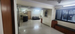 Living Room in 2 BHK Apartment at Chembur – for Rent