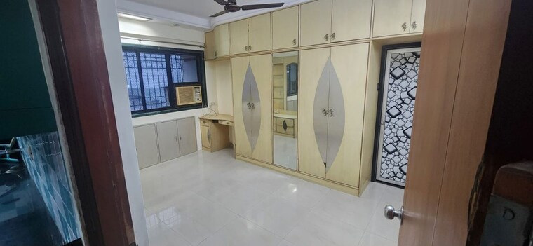 Bathroom, chembur 2 Bedroom 800 Sq.Ft. Apartment In Chembur Mumbai 10617857