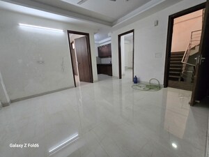 Room in 2 BHK Builder Floor at Chattarpur – for Rent