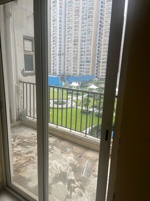 Balcony in 2.5 BHK Apartment at Panchsheel Greens II, Sector 16 Greater Noida – for Sale