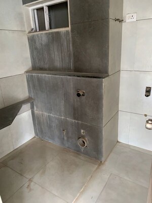 Washroom in 4 BHK Apartment at Eshanti Elegance, Vasna Bhayli Road – for Sale