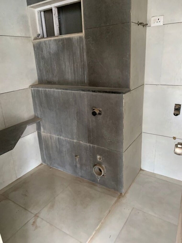 Washroom, eshanti-elegance 4 Bedroom 1650 Sq.Ft. Apartment In Vasna Bhayli Road Vadodara 10622571