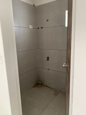 Bathroom in 4 BHK Apartment at Eshanti Elegance, Vasna Bhayli Road – for Sale