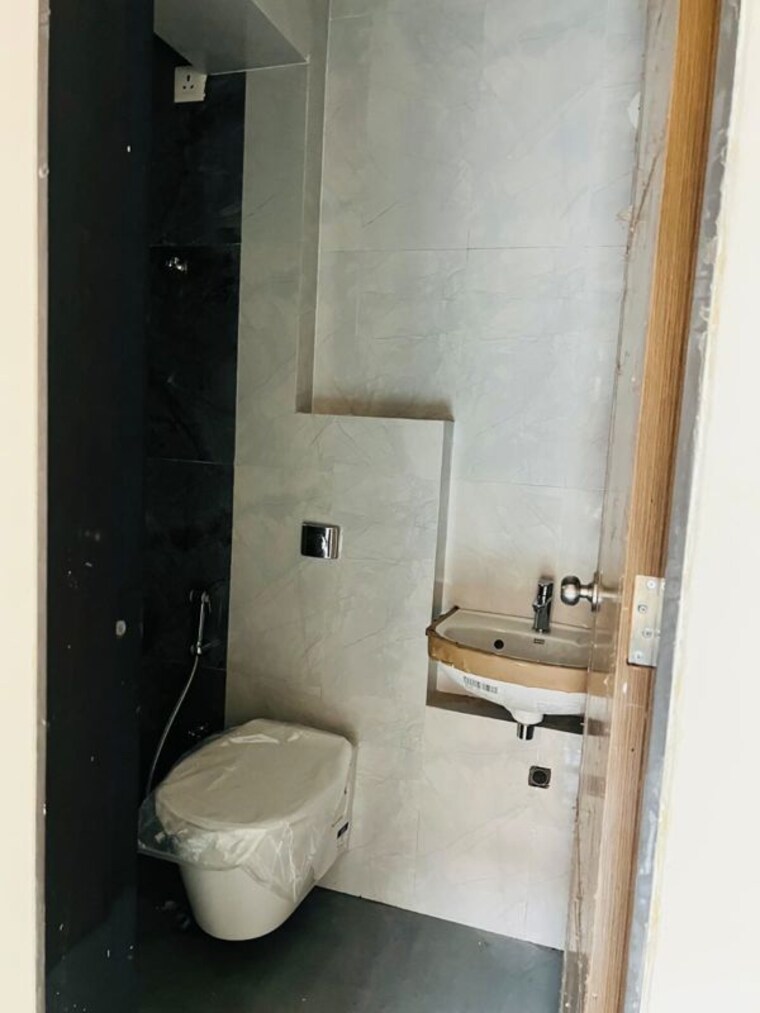 Bathroom, the-baya-midtown 1 Bedroom 424 Sq.Ft. Apartment In Dadar West Mumbai 10622592