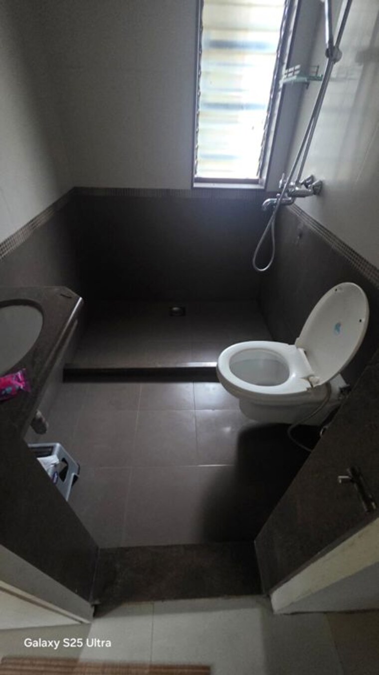 Bathroom, regal-apartment 2 Bedroom 1000 Sq.Ft. Apartment In Santacruz West Mumbai 10622639