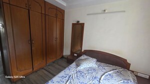 Bedroom in 2 BHK Apartment at Regal Apartment, Santacruz West – for Rent