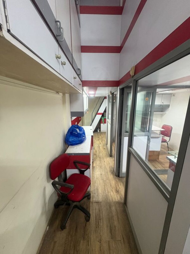 Balcony, apollo-industrial-estate Commercial Office Space 240 Sq.Ft. In Andheri East Mumbai 10622601