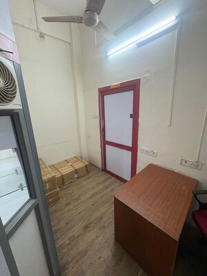 Room in  Office Space at Apollo Industrial Estate, Andheri East – for Rent