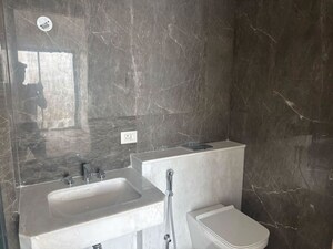 Bathroom in 4 BHK Apartment at Rustomjee Crown, Prabhadevi – for Rent