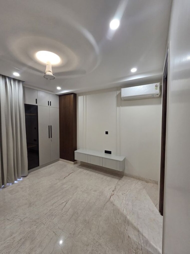 Room, sector 55 3 Bedroom 1620 Sq.Ft. Builder Floor In Sector 55 Gurgaon 10622652