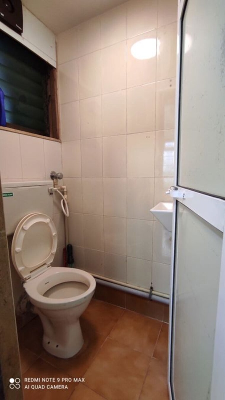 Bathroom, onkar-chs 1 Bedroom 450 Sq.Ft. Apartment In Goregaon East Mumbai 10622668