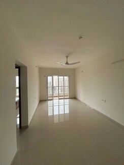 2 BHK Apartment For Rent in K Raheja Sterling
