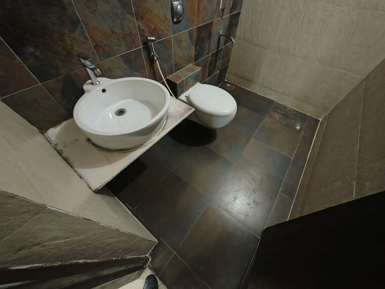 Bathroom, adhiraj-gardens 2.5 Bedroom 1650 Sq.Ft. Apartment In Kharghar Navi Mumbai 10622676
