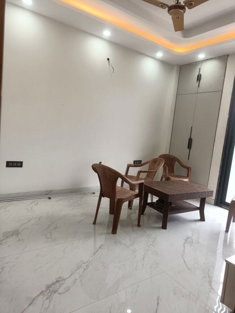 Living Room, bptp-district-faridabad 4 Bedroom 2475 Sq.Ft. Builder Floor In Sector 81 Faridabad 10622701