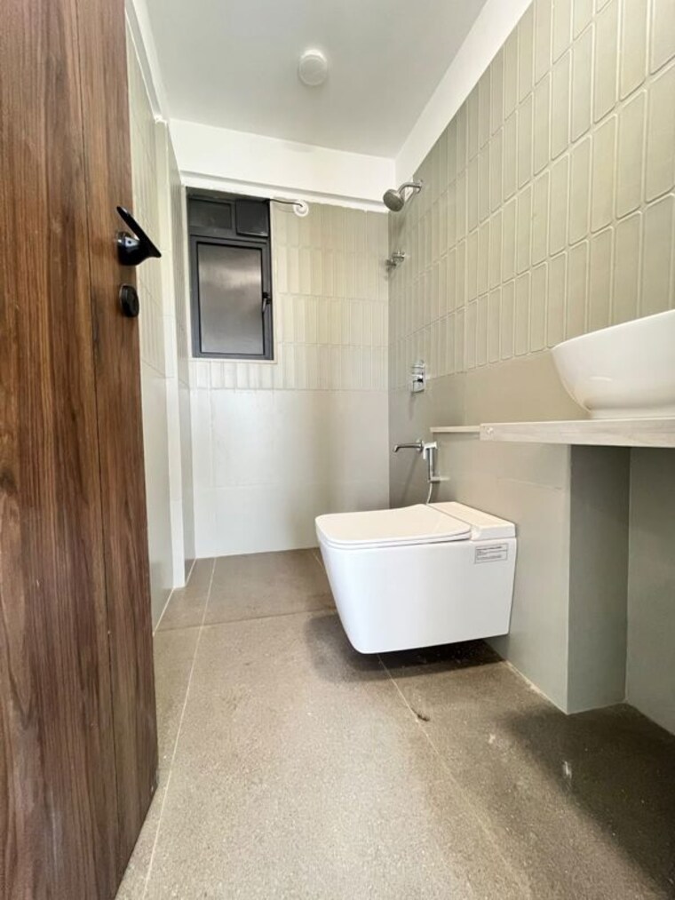 Bathroom, gurukrupa-gyanam 3 Bedroom 1050 Sq.Ft. Apartment In Powai Mumbai 10622696