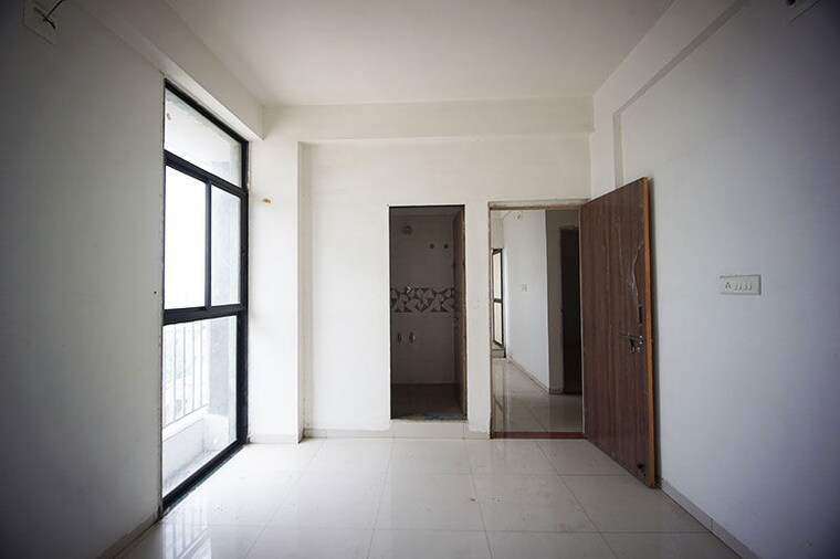 Room, maninagar east 2 Bedroom 127 Sq.Yd. Apartment In Maninagar East Ahmedabad 10622719