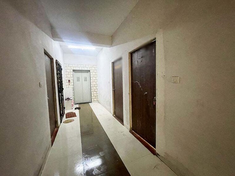 undefined, maninagar east 2 Bedroom 127 Sq.Yd. Apartment In Maninagar East Ahmedabad 10622719