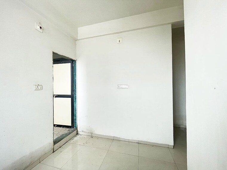 Room, maninagar east 2 Bedroom 127 Sq.Yd. Apartment In Maninagar East Ahmedabad 10622719
