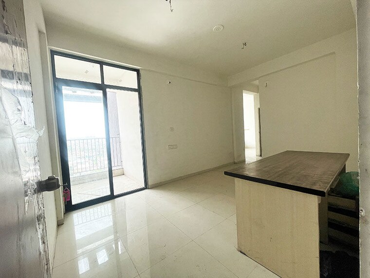 Room, maninagar east 2 Bedroom 127 Sq.Yd. Apartment In Maninagar East Ahmedabad 10622719