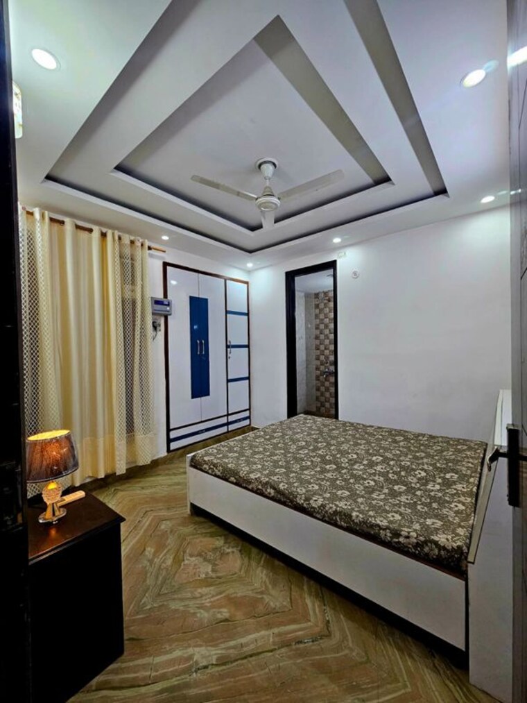 Bedroom, unitech-uniworld-gardens-2 2.5 Bedroom 1250 Sq.Ft. Apartment In Sector 47 Gurgaon 10622722