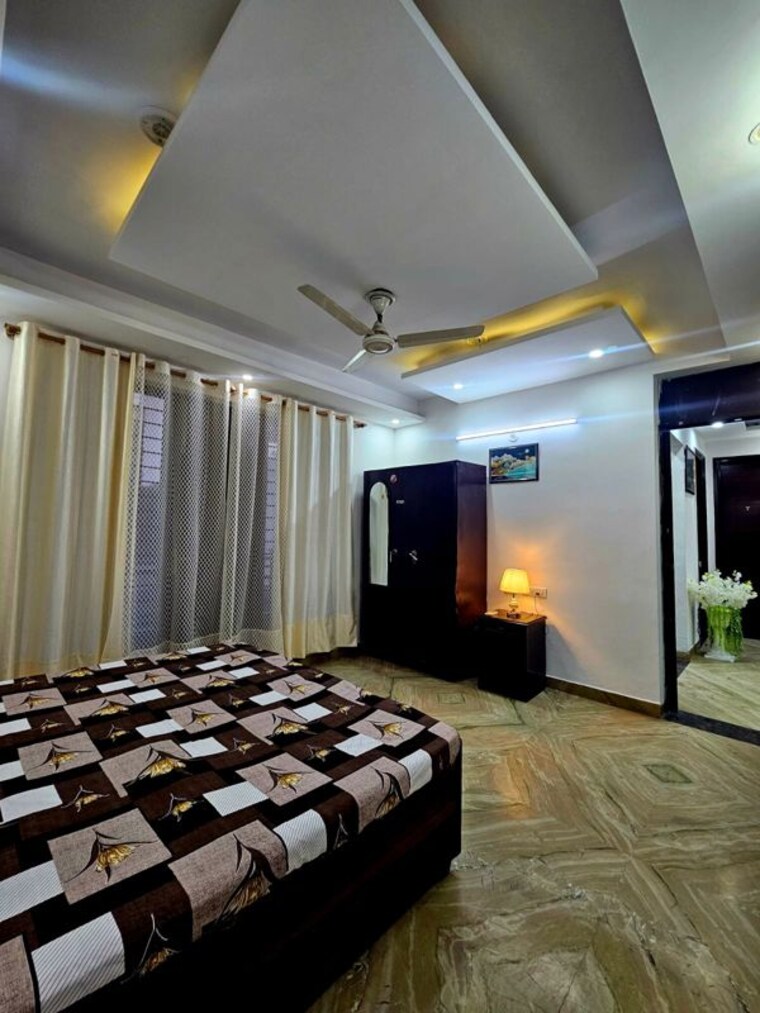 Bedroom, unitech-uniworld-gardens-2 2.5 Bedroom 1250 Sq.Ft. Apartment In Sector 47 Gurgaon 10622722