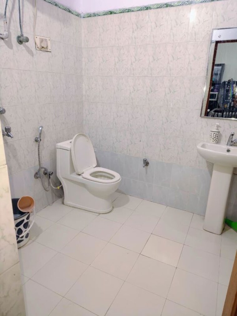 Bathroom, jankipuram 2 Bedroom 1200 Sq.Ft. Villa In Jankipuram Lucknow 10622728