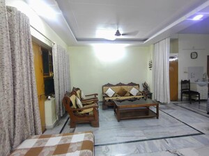 Living Room in 2 BHK Villa at Jankipuram – for Rent