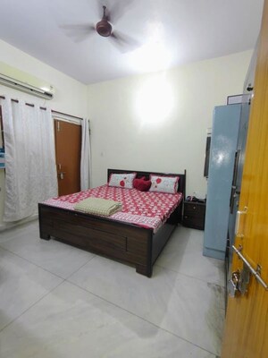2 BHK Villa For Rent in Jankipuram
