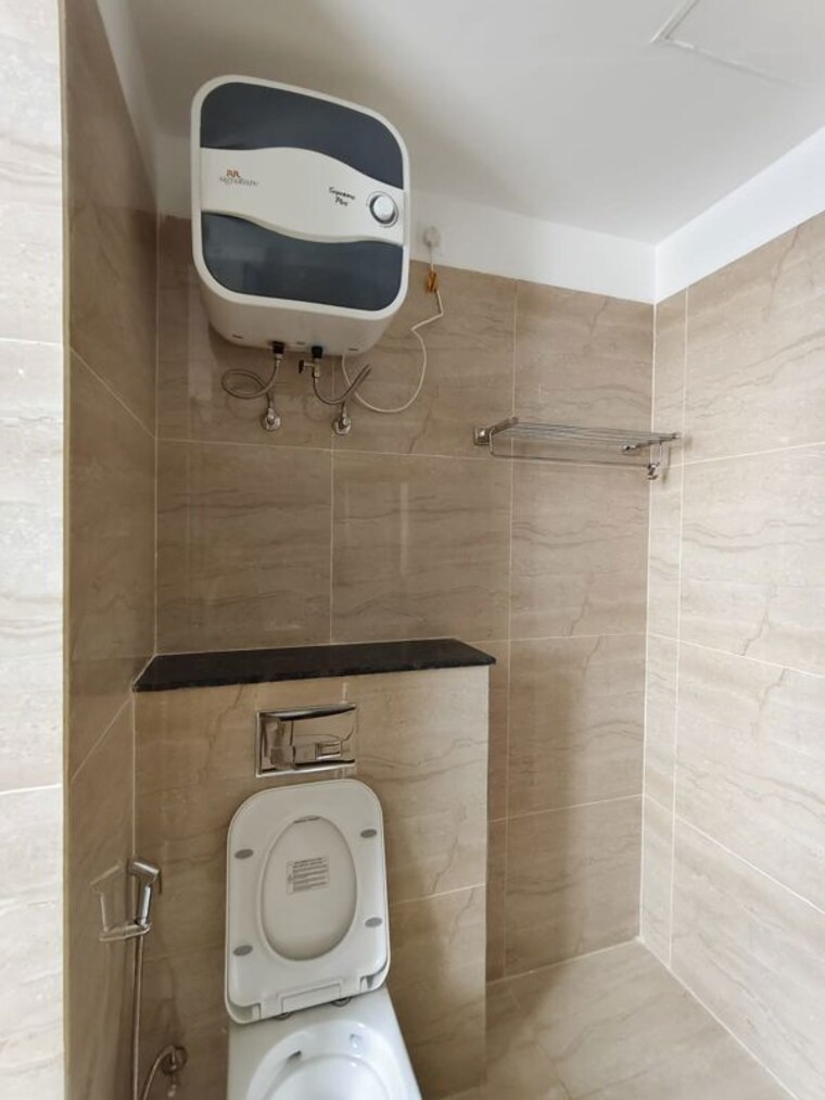 Bathroom, ild-grand 3 Bedroom 1820 Sq.Ft. Apartment In Sector 37c Gurgaon 10622752