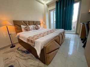 1 BHK Builder Floor For Rent in Sector 45
