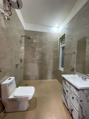 Bathroom in 1 BHK Builder Floor at Sector 45 – for Rent