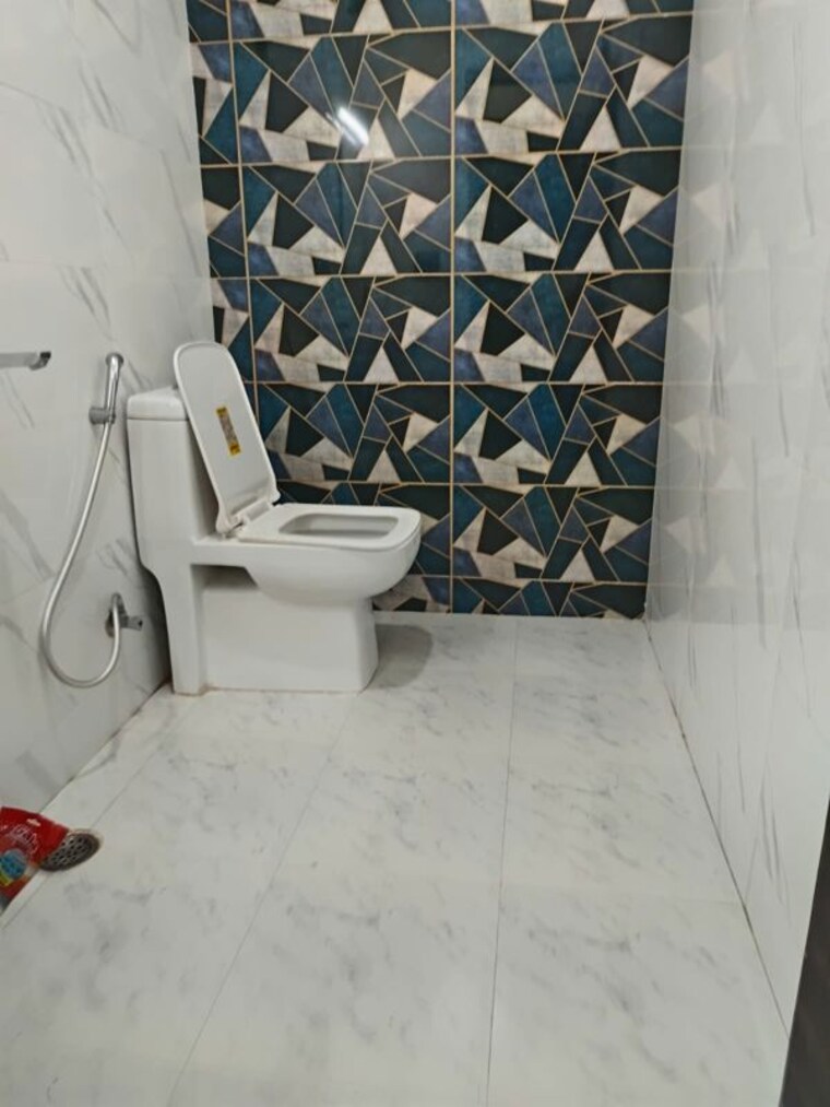 Bathroom, malviya nagar 2 Bedroom 1200 Sq.Ft. Builder Floor In Malviya Nagar Delhi 10622775