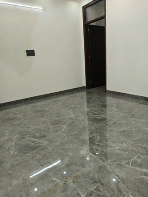 Room in 2 BHK Builder Floor at Malviya Nagar – for Rent