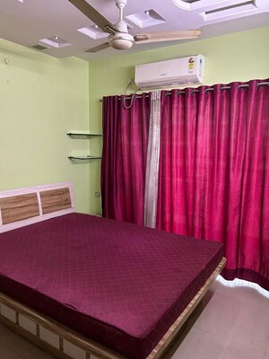 Bedroom in 3 BHK Apartment at Tharwani Rosewood Heights, Kharghar Sector 10 – for Rent