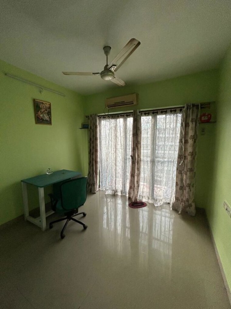 Living Room, tharwani-rosewood-heights 3 Bedroom 1850 Sq.Ft. Apartment In Kharghar Sector 10 Navi Mumbai 10622758