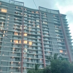 2 BHK Apartment For Rent in Silver Serene Goregaon, Goregaon West