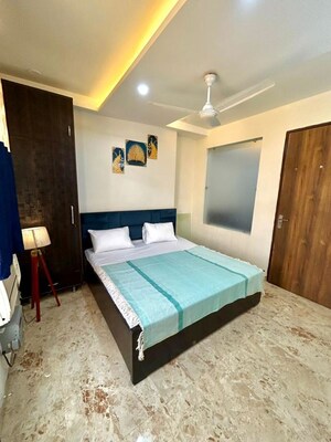 Bedroom in 1 BHK Builder Floor at Sector 52 – for Rent