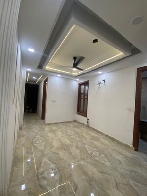 Room in 2 BHK Builder Floor at Khirki Extension – for Rent