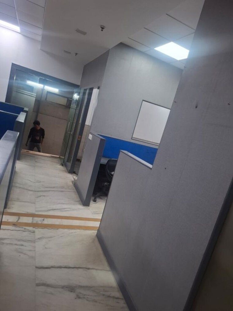 undefined, sector 63 Commercial Office Space 1700 Sq.Ft. In Sector 63 Noida 10622810
