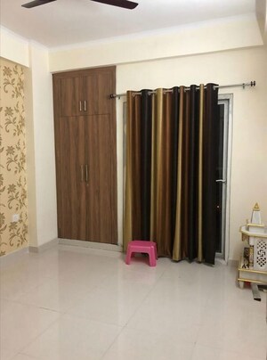 Room in 3 BHK Apartment at MKS La Royale, Indrapuram – for Sale