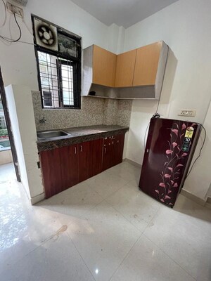 Living Room in 1 RK Builder Floor at Sector 43 – for Rent
