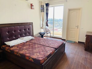 Bedroom in 3 BHK Apartment at Aerocity – for Rent
