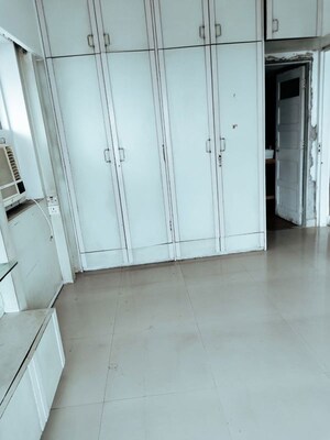 Bathroom in 2 BHK Apartment at Juhu – for Sale