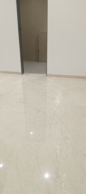 Room in 4 BHK Apartment at Mohan Prestige, Kalyan West – for Sale