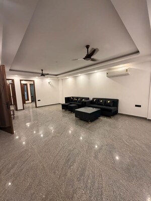 4 BHK Builder Floor For Rent in Saket