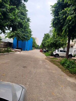   Plot at Jaypee Greens Wish Town Savanna Villas, Sector 128 – for Sale