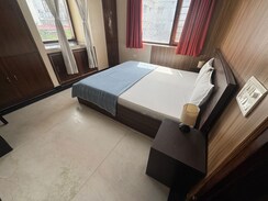 2 BHK Builder Floor For Rent in Aman Vihar