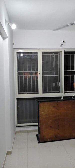 Room in 2 BHK Apartment at Kohinoor Tinsel County, Hinjewadi – for Rent