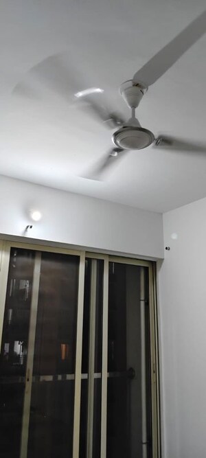 Furnished Amenities in 2 BHK Apartment at Kohinoor Tinsel County, Hinjewadi – for Rent